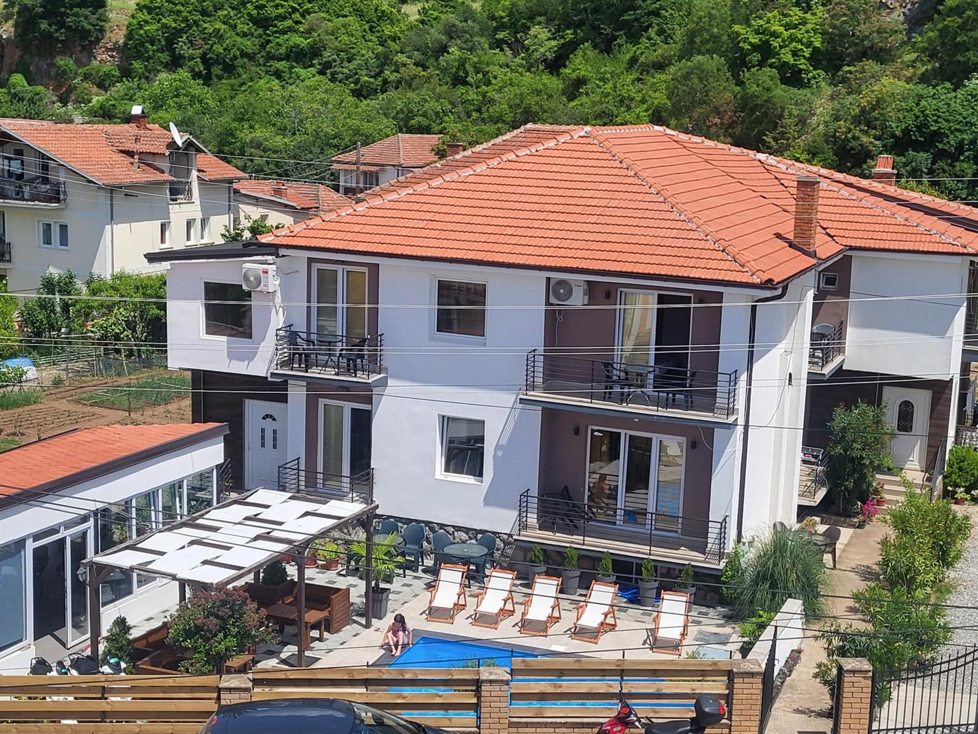 Villa Pegasus Pestani オフリド エクステリア 写真